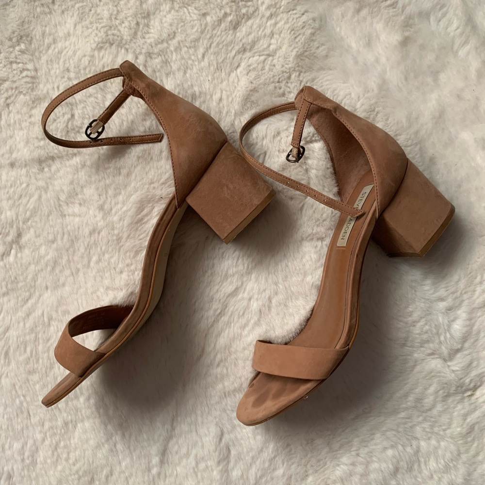 Steve Madden brown/tan heeled sandals with ankle strap. Worn twice. Size 8.